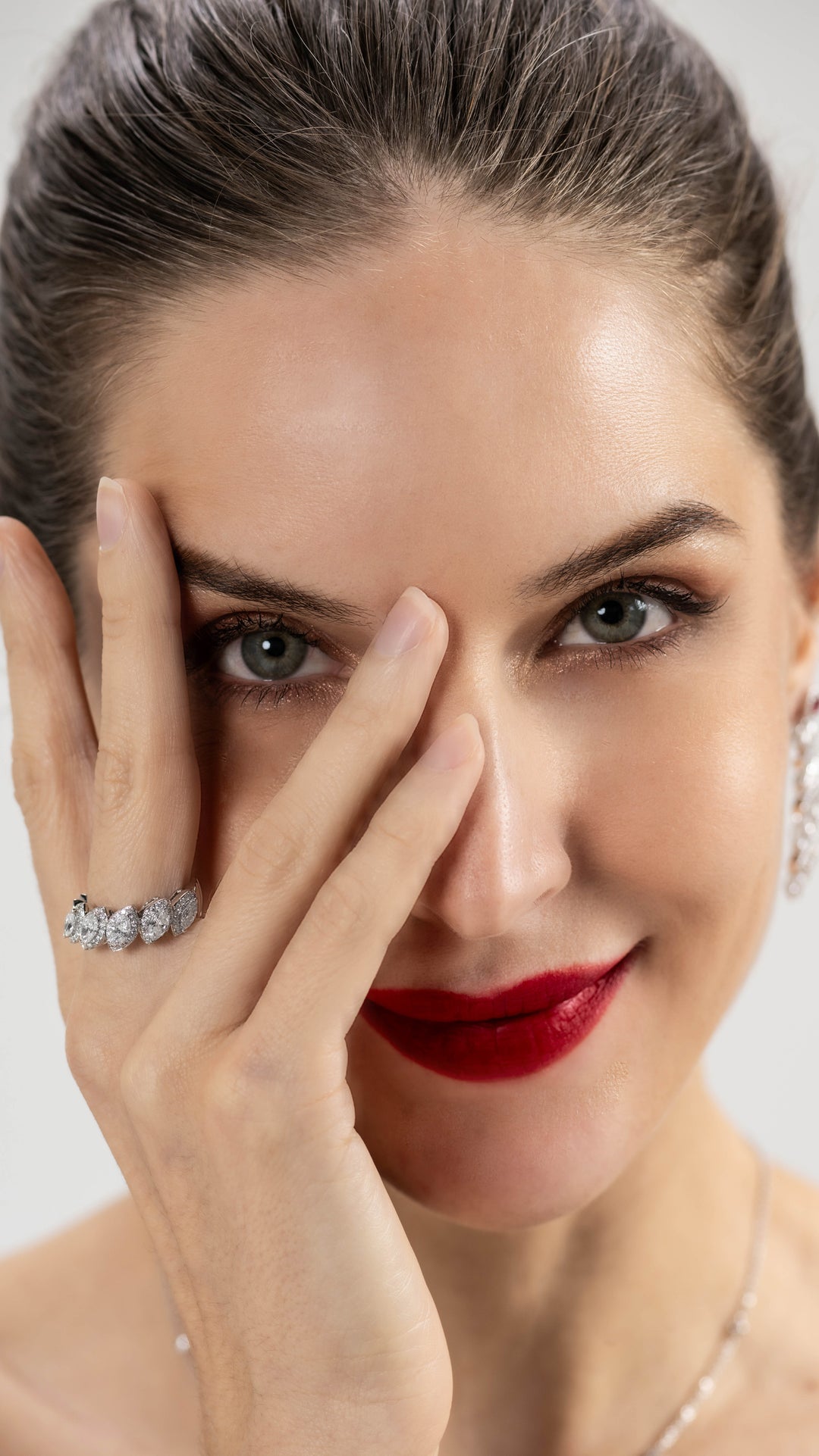 CERAMOND's MQ Ring in White Gold